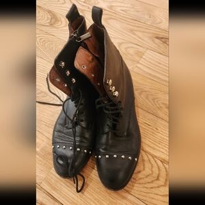 Leather studded ankle boots 37.5 made in Italy
